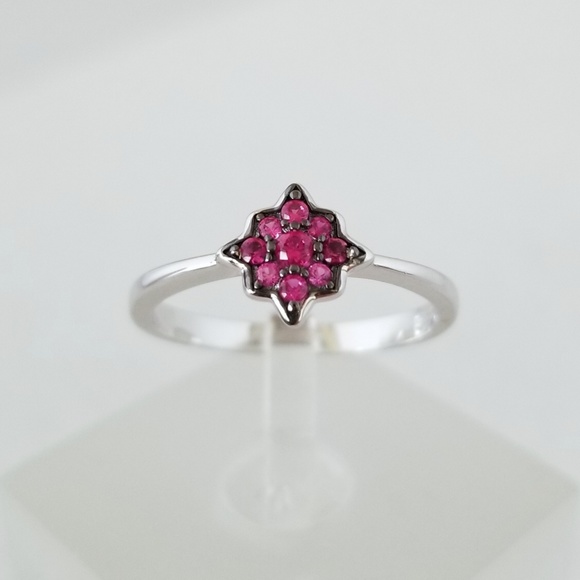 2X HOST PICK!!! 🌹 Delicate Little Ruby Ring